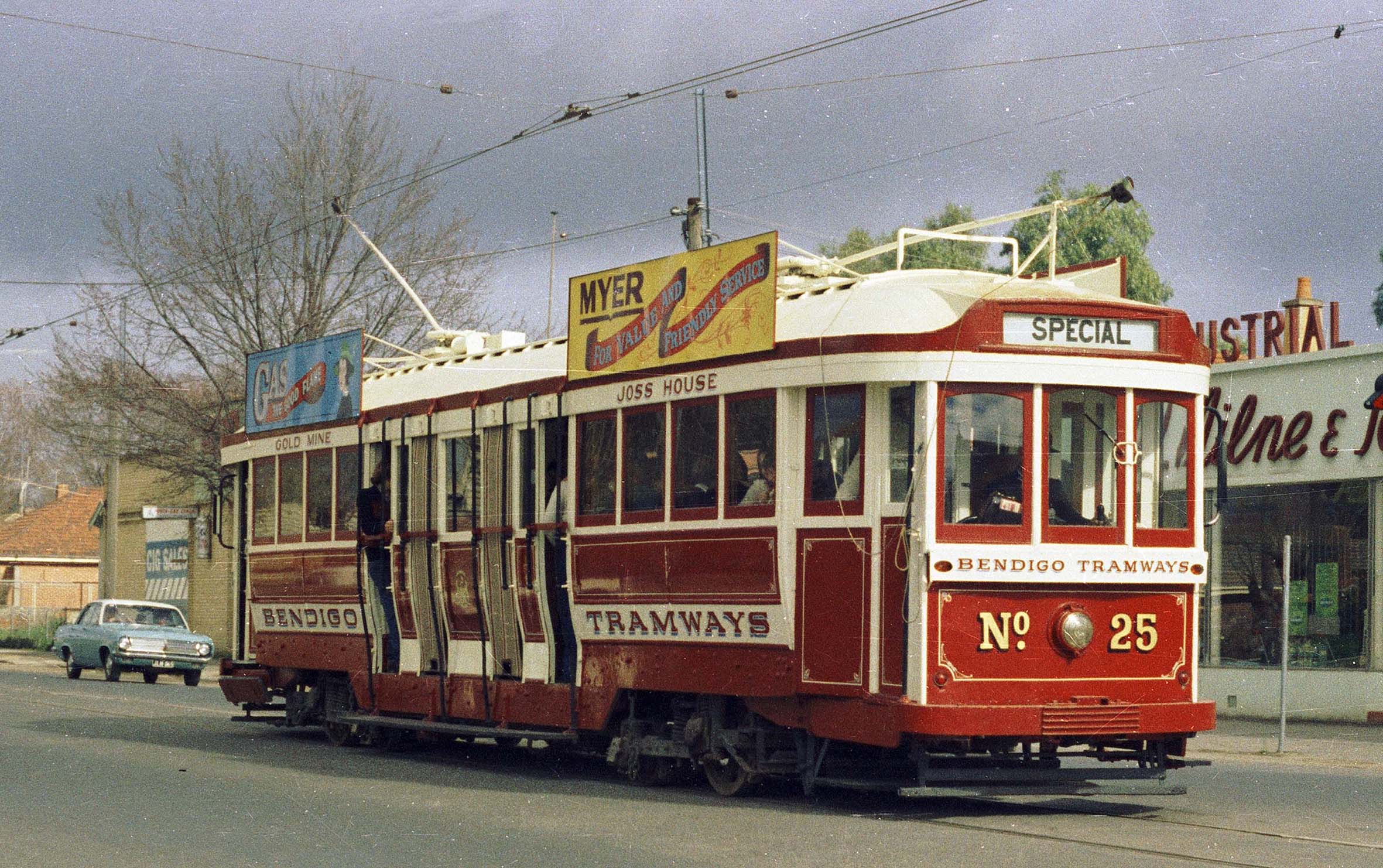 Bendigo Tourist Tram 25